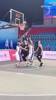 王哲林这个视频在外网火了，外媒发问：这就是CBA的MVP？